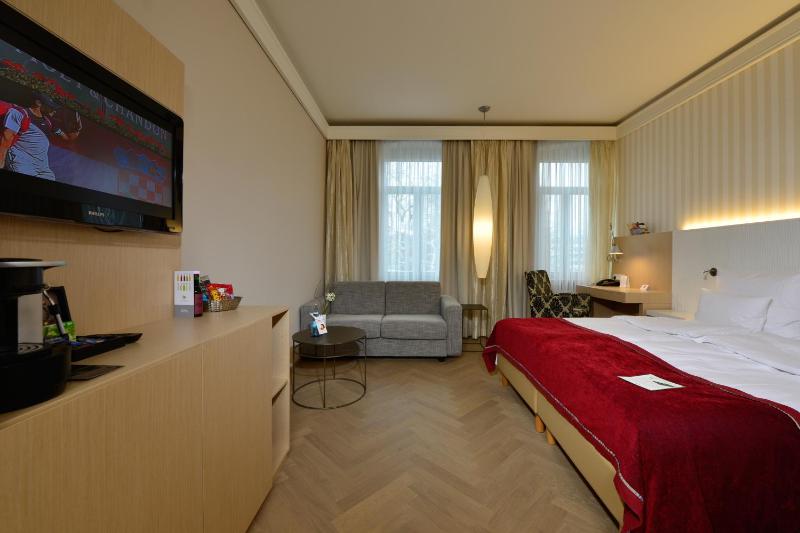 Comfort King Room image 4