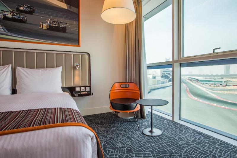 Superior Room with Autodrome Track View image 2