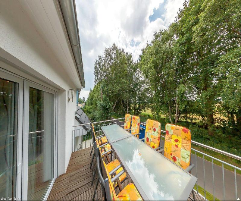 Apartment with Balcony image 2