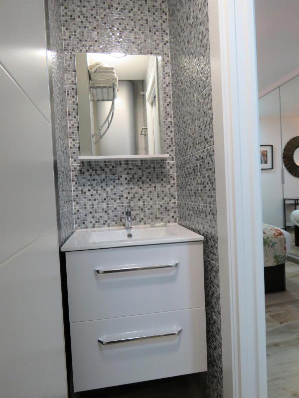 Living Sevilla Apartments Hércules - image 10