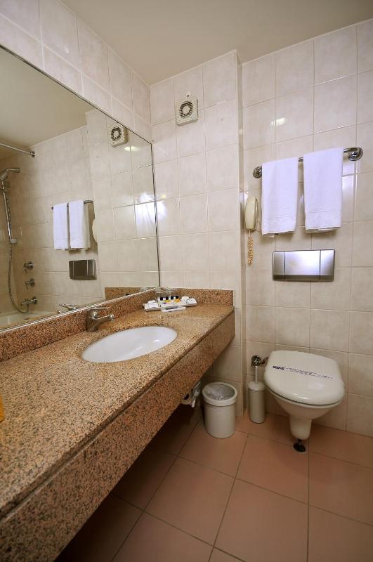 Standard  Room image 4