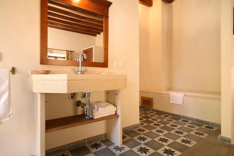 Suite image 3