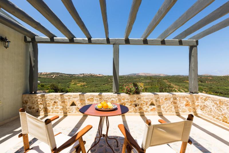 Erondas Villa I image 1