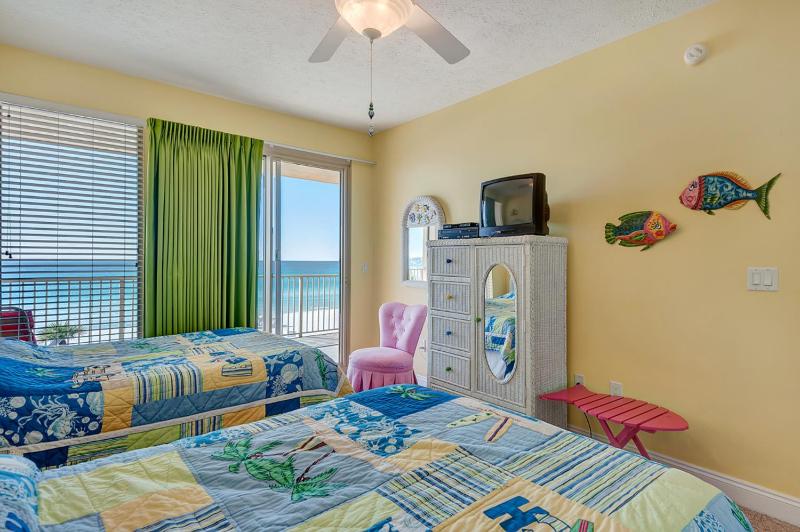Two-Bedroom Apartment image 4