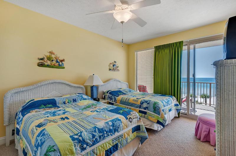 Two-Bedroom Apartment image 3