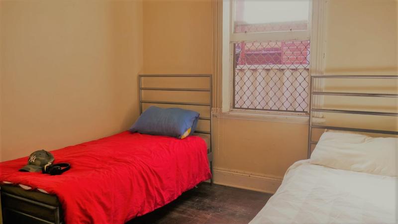 Twin Room image 1