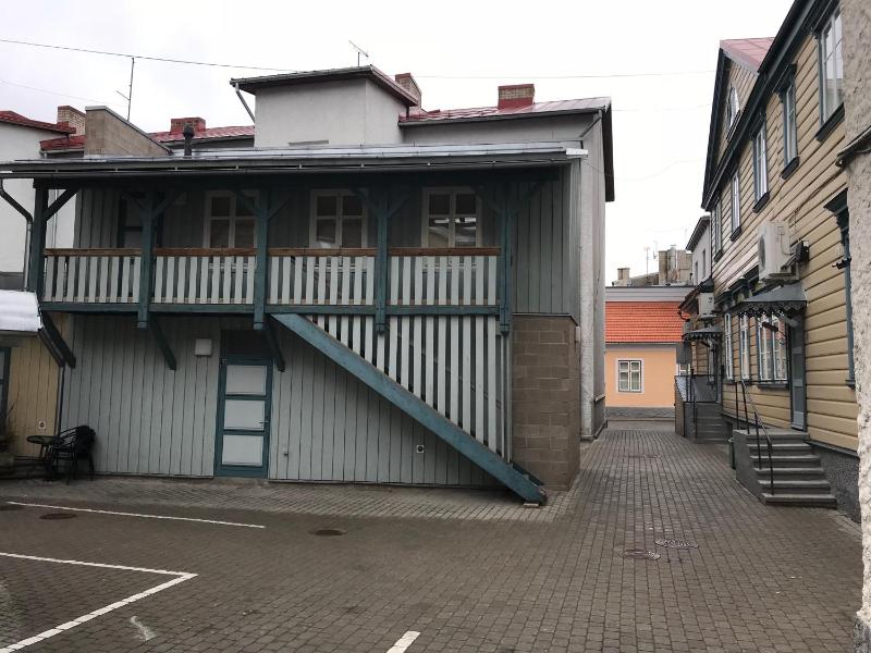 Apartment with Balcony image 2