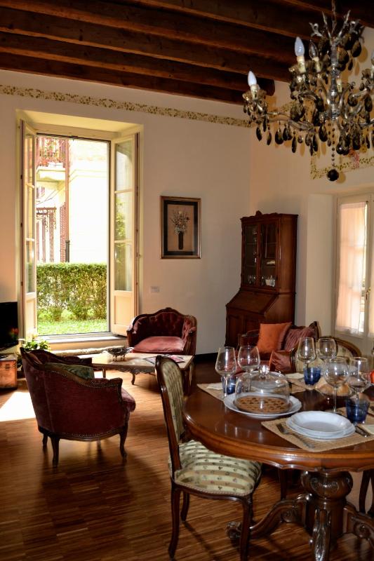 Two-Bedroom Apartment with Garden image 4