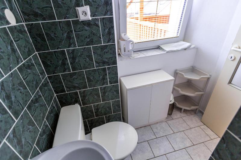 Single Room image 2