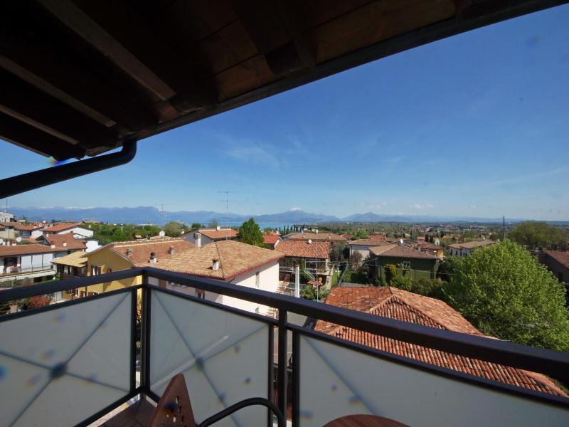 Superior Double Room with Lake View image 2