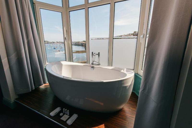 Greenbank Hotel - image 12