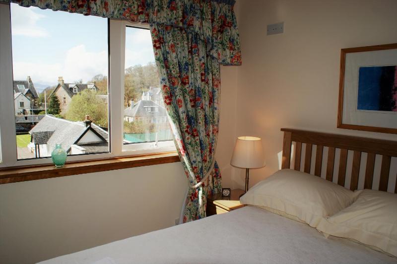Standard Double Room image 4