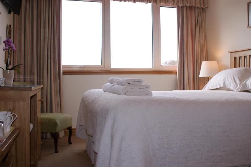 Double Room with Private External Bathroom image 4