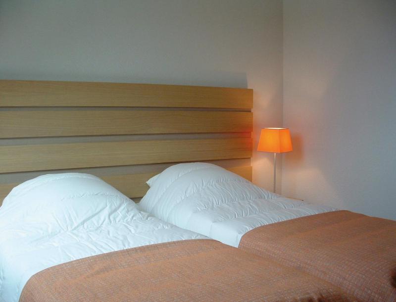 Two-Bedroom Apartment with Alcove (8 Adults) image 2
