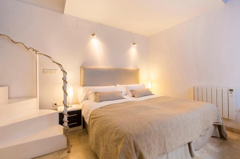 tuGuest Elvira Suites - image 16