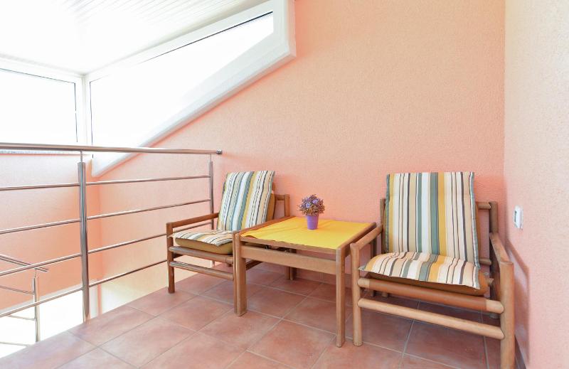 Apartment Kapelica 870 - image 17