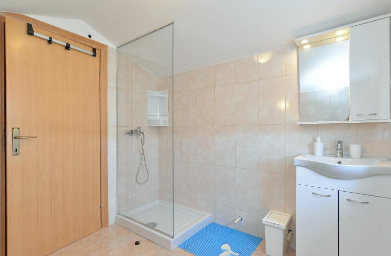 Apartment Kapelica 870 - image 19