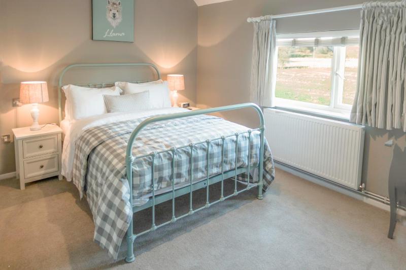 Double Room image 2