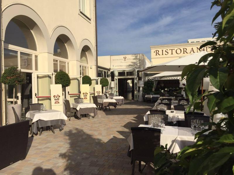 Savoia Hotel Regency - image 15