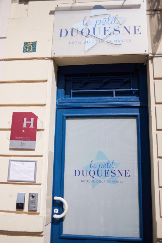 Hotel Le Petit Duquesne - image 29