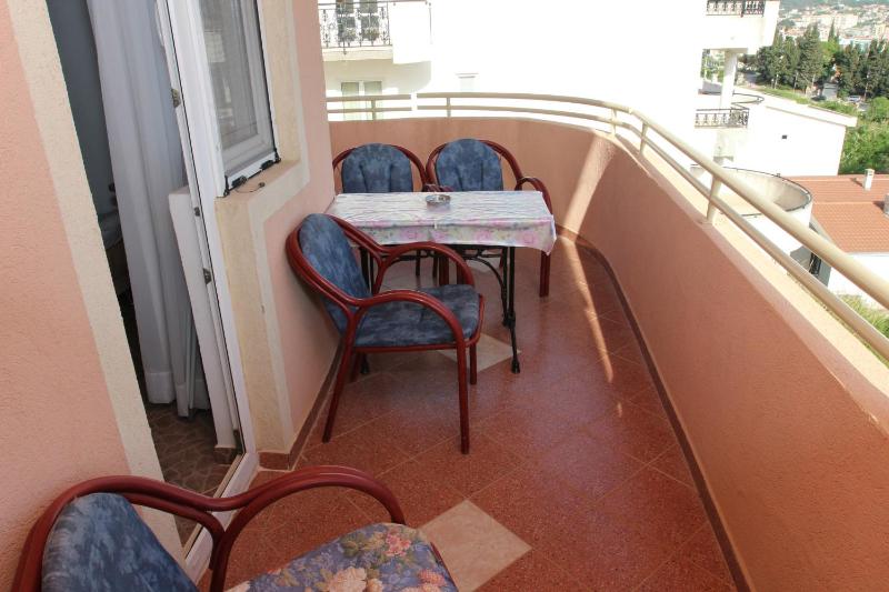 Apartment with Sea View image 3