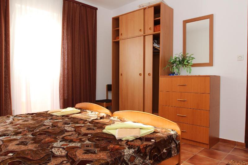 One-Bedroom Apartment with Balcony image 1