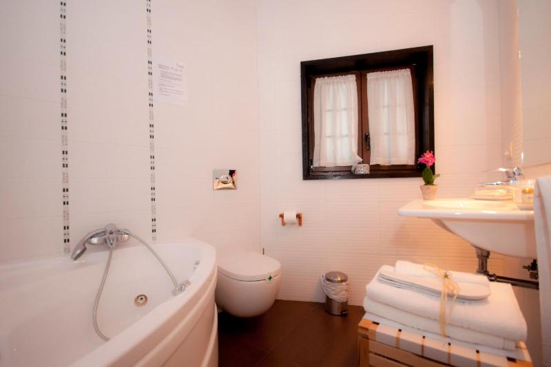 Suite image 2