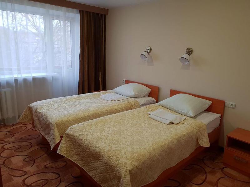 Comfort Twin Room image 2