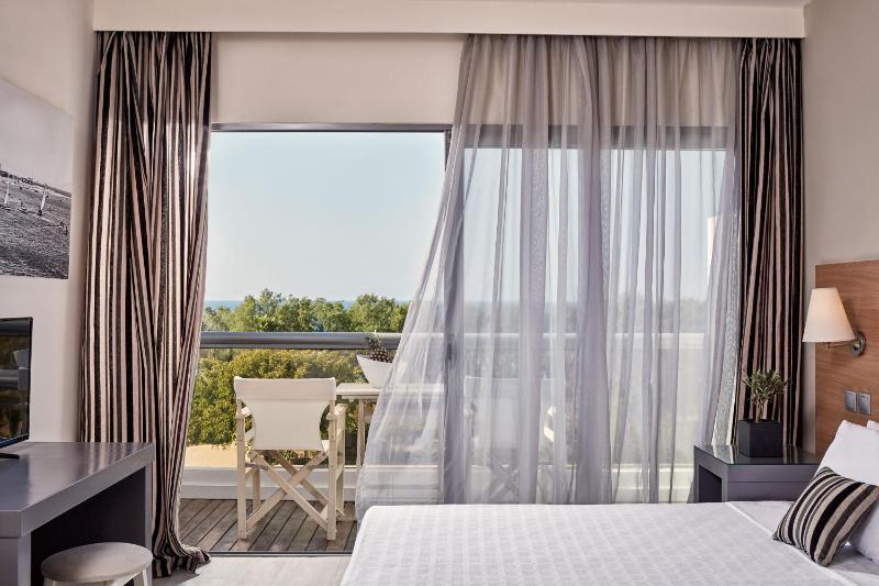 Suite with Panoramic View image 4