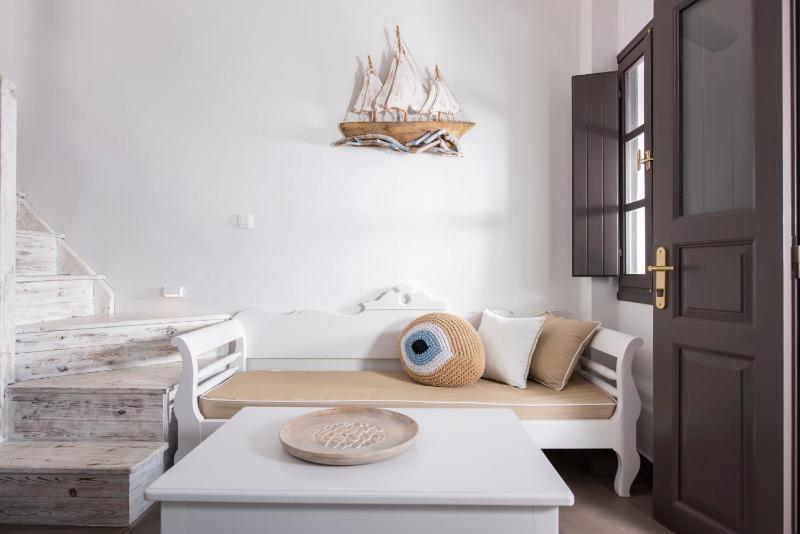 Honeymoon Suite image 4