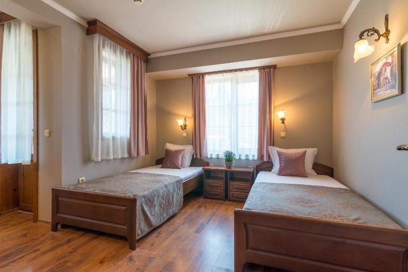 Two-Bedroom Suite image 4