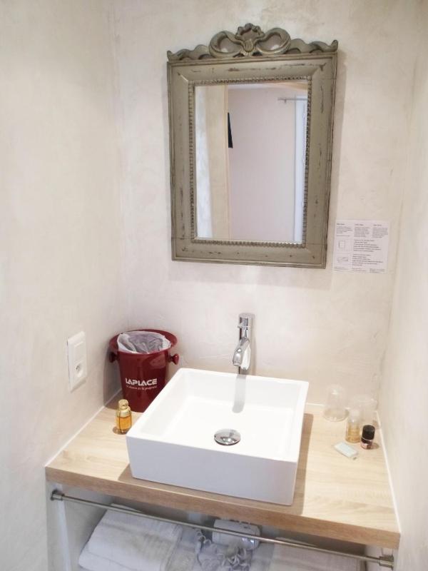 Double Room with Garden View image 4