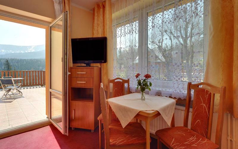 Comfort Triple Room image 2