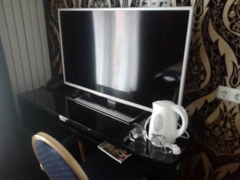 Standard Double Room image 4