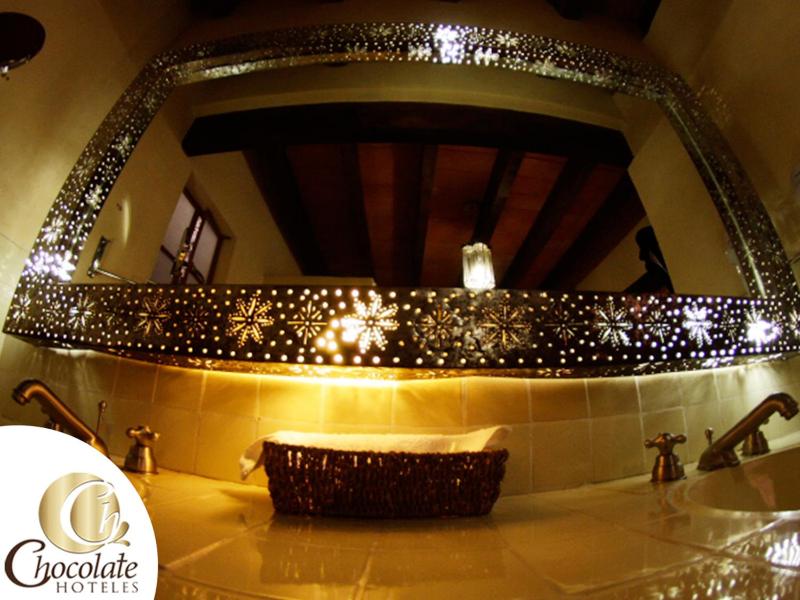 Hotel Chocolate Suites - image 16