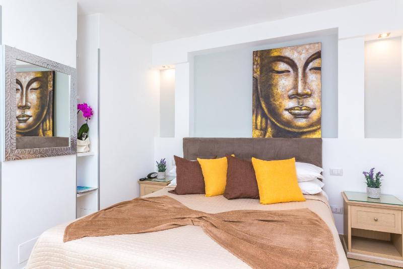 Triple Room image 1