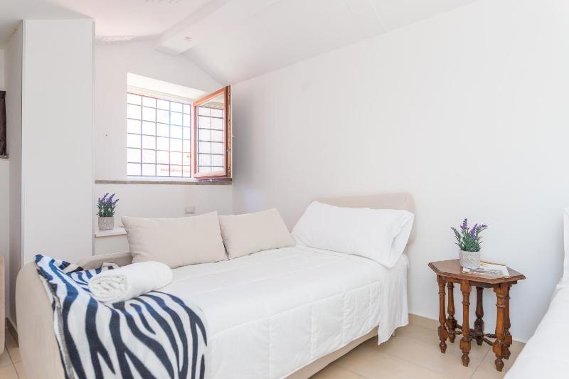 Suite - Attic image 4