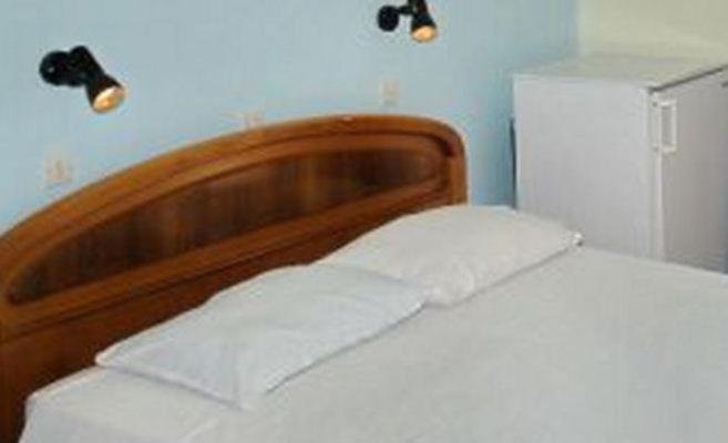 Double or Twin Room image 2