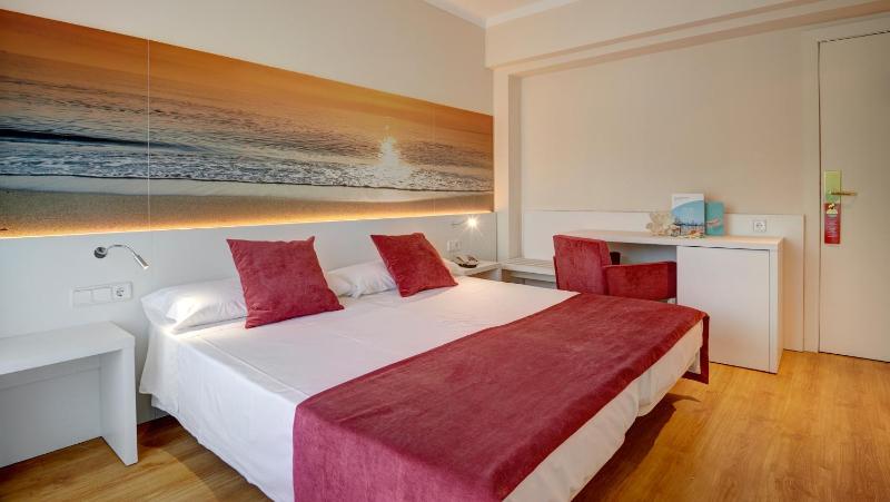 Hotel Metropolitan Playa 3 Sup - image 8