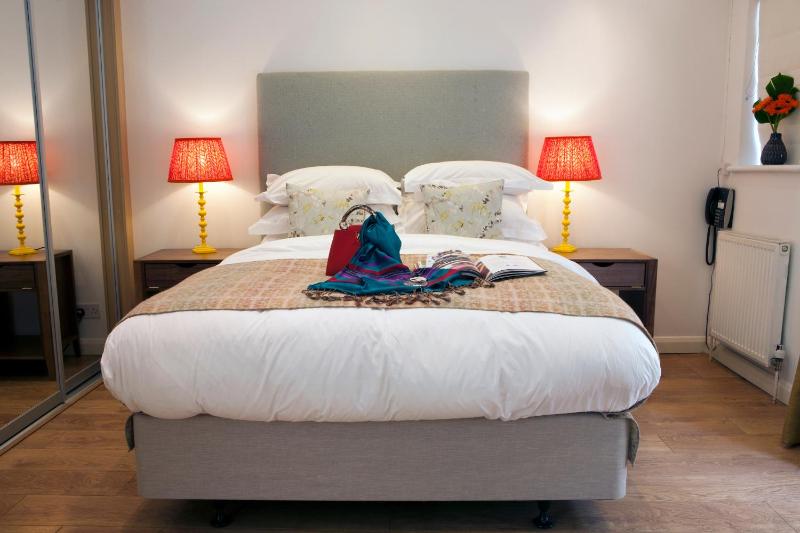 Sea Spray Hotel - image 2