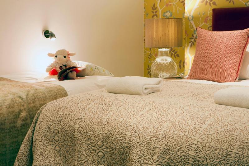 Sea Spray Hotel - image 9