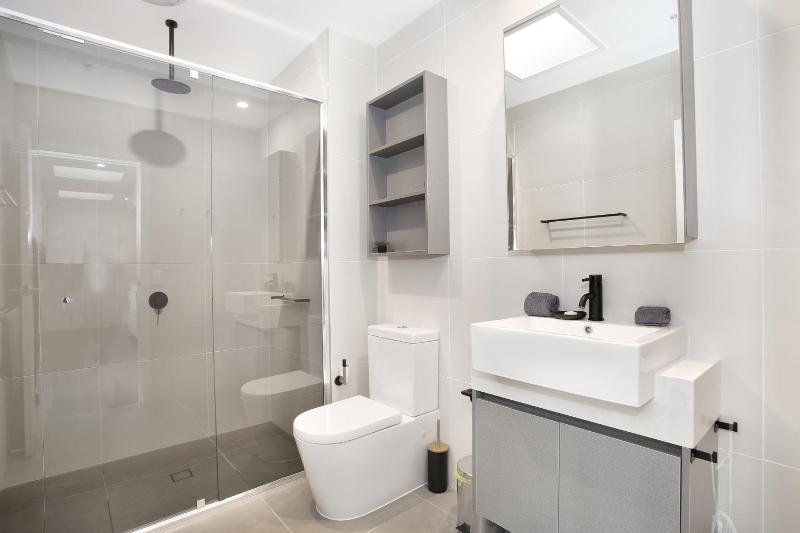 StayCentral - Northcote Hill Penthouse - image 8
