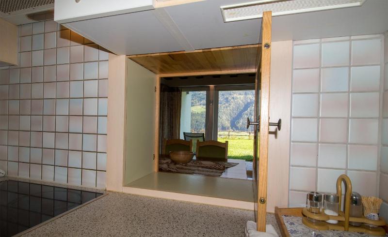 Two-Bedroom House image 3