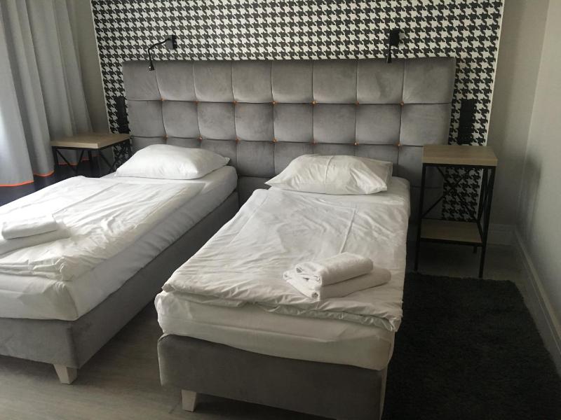 Double or Twin Room image 2