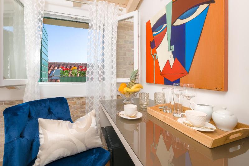 Double or Twin Room with Extra Bed image 2