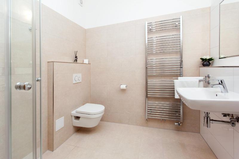 Luxury Triple Room image 2