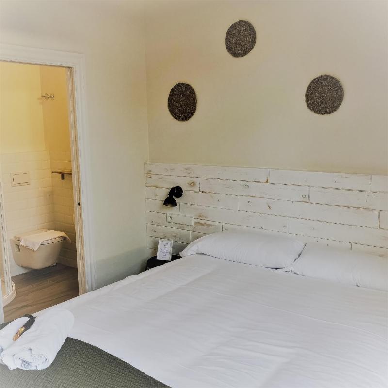 Double or Twin Room image 1