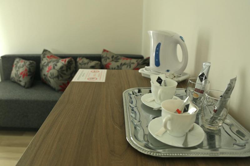 Deluxe Room image 3