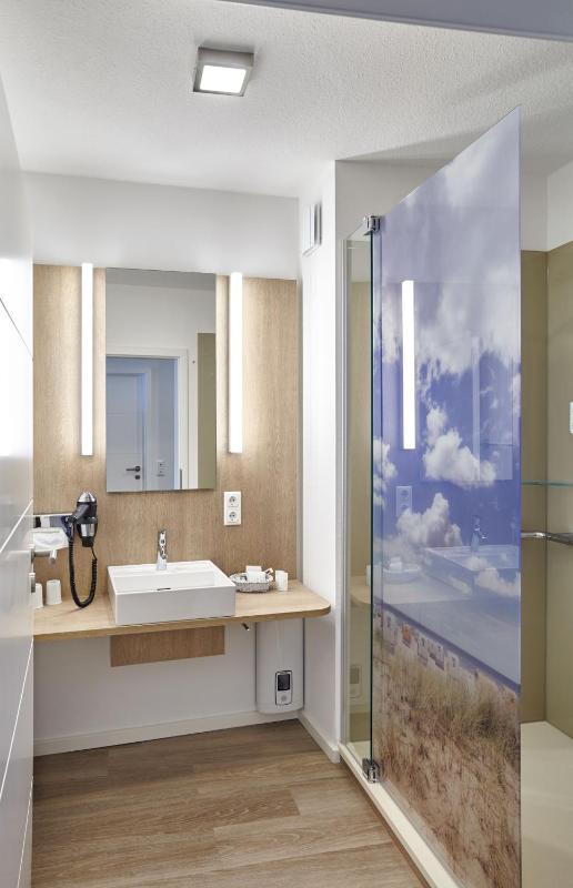 Double Room image 2