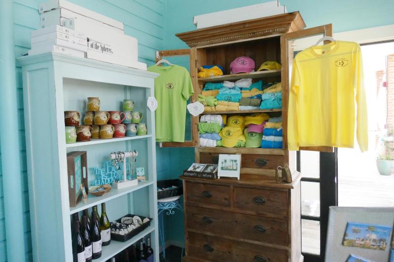 Beachview Inn and Spa - image 23